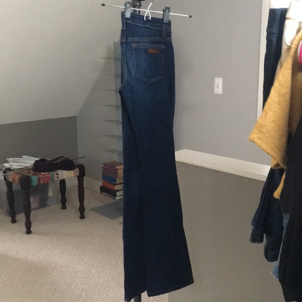 Joe’s Jeans Curvy Bootcut size 25
